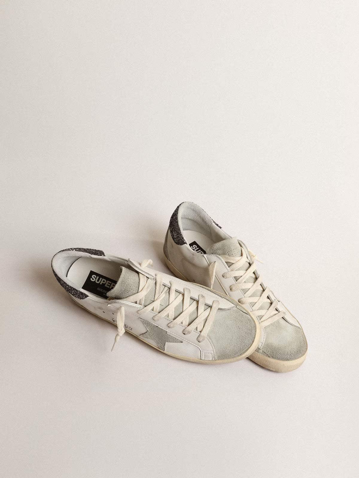 Low Baskets – Grey Star & Dark Glitter Heel Edition