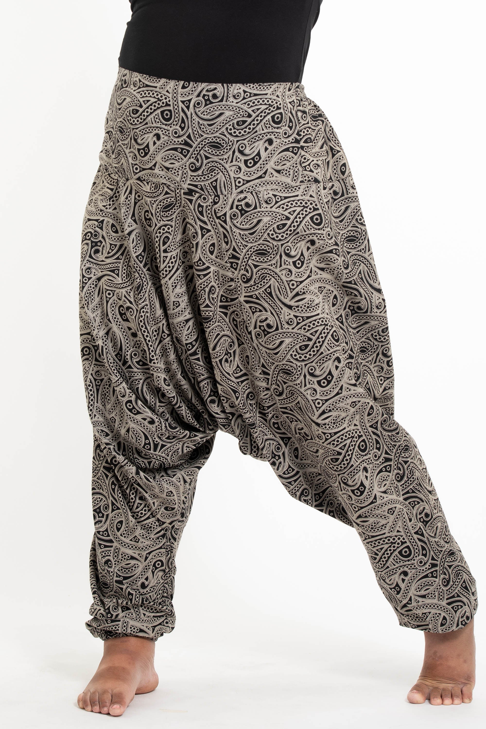 Plus Size Hill Tribe Paisley Print Men's Harem Pants in Black