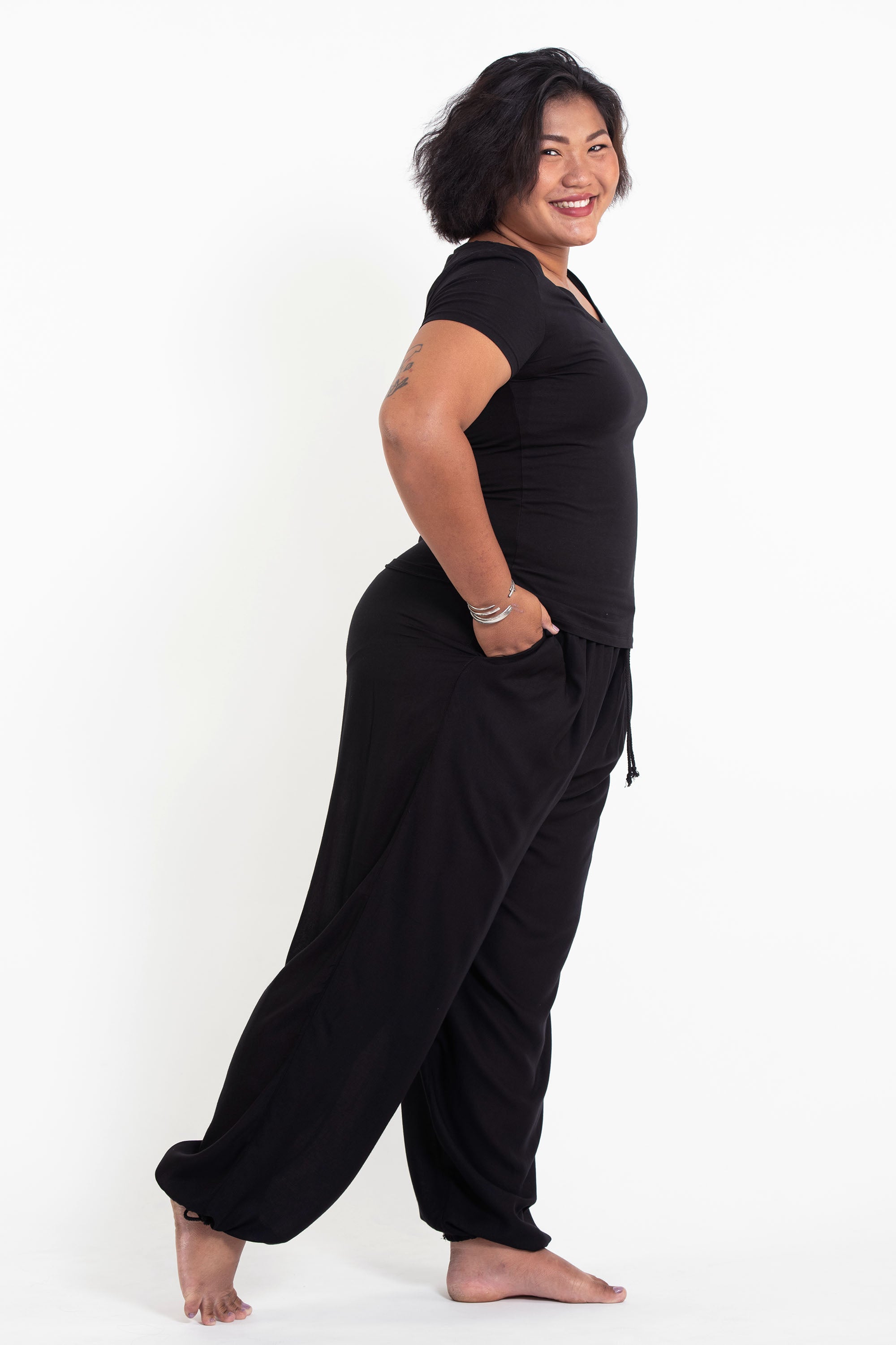 Plus Size Solid Color Drawstring Women's Yoga Massage Pants in Black