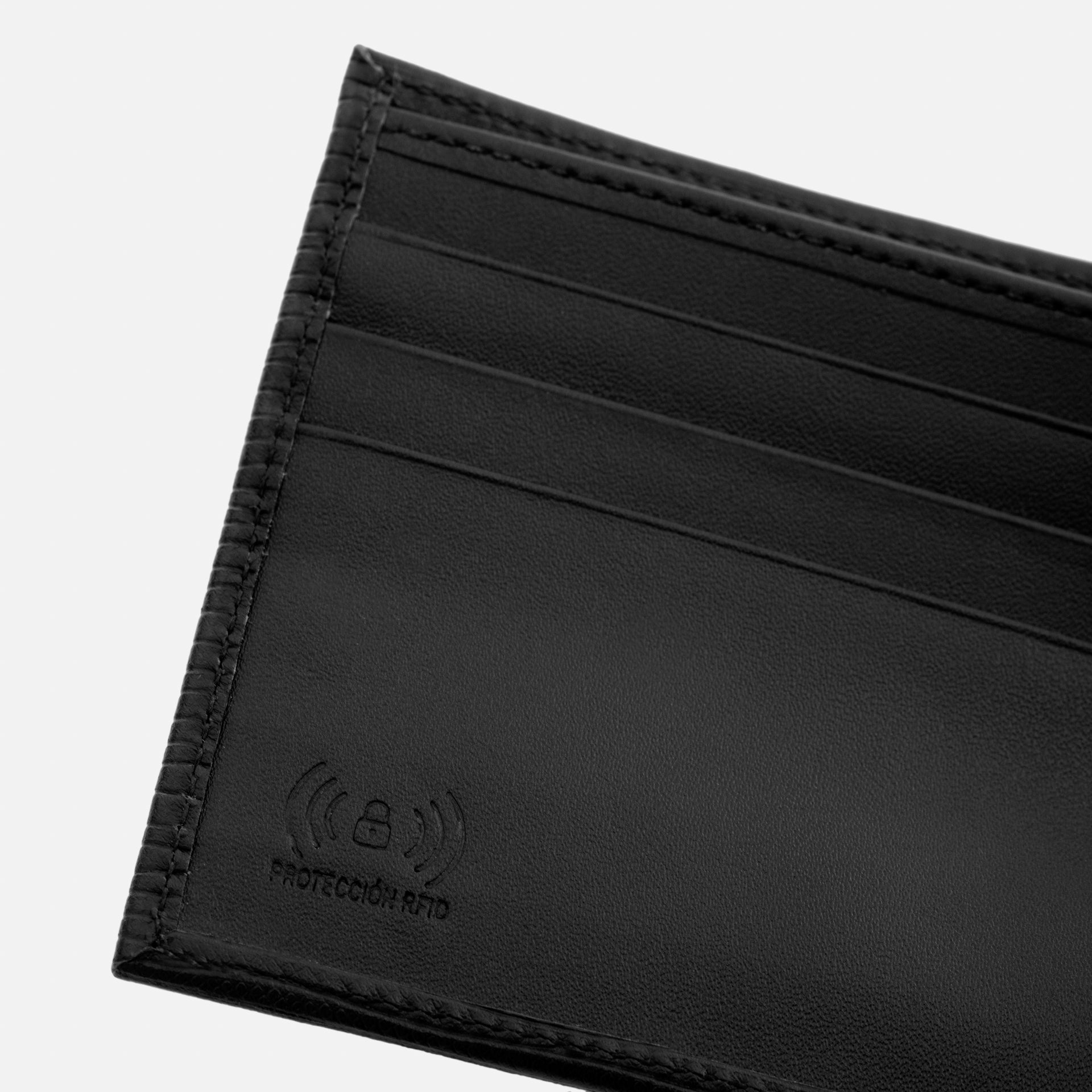 Bennett Bifold Wallet - Men’s Embossed Leather