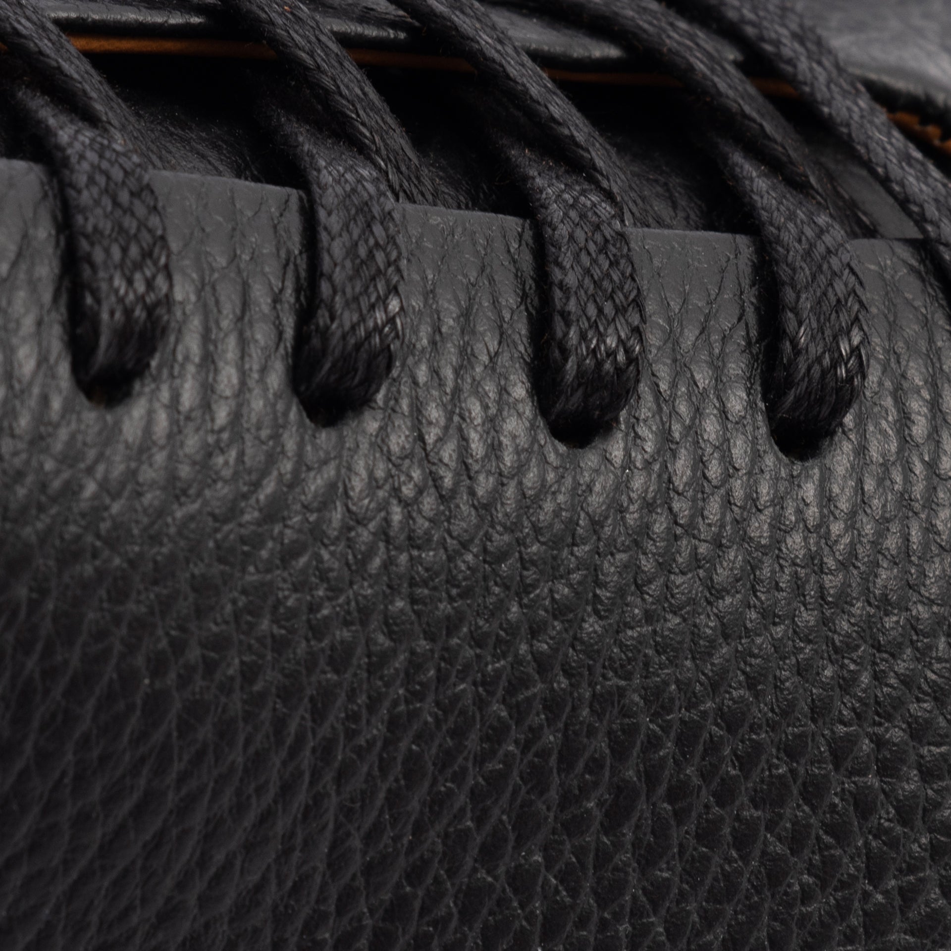 Geller Trainers - Pebbled - Men's