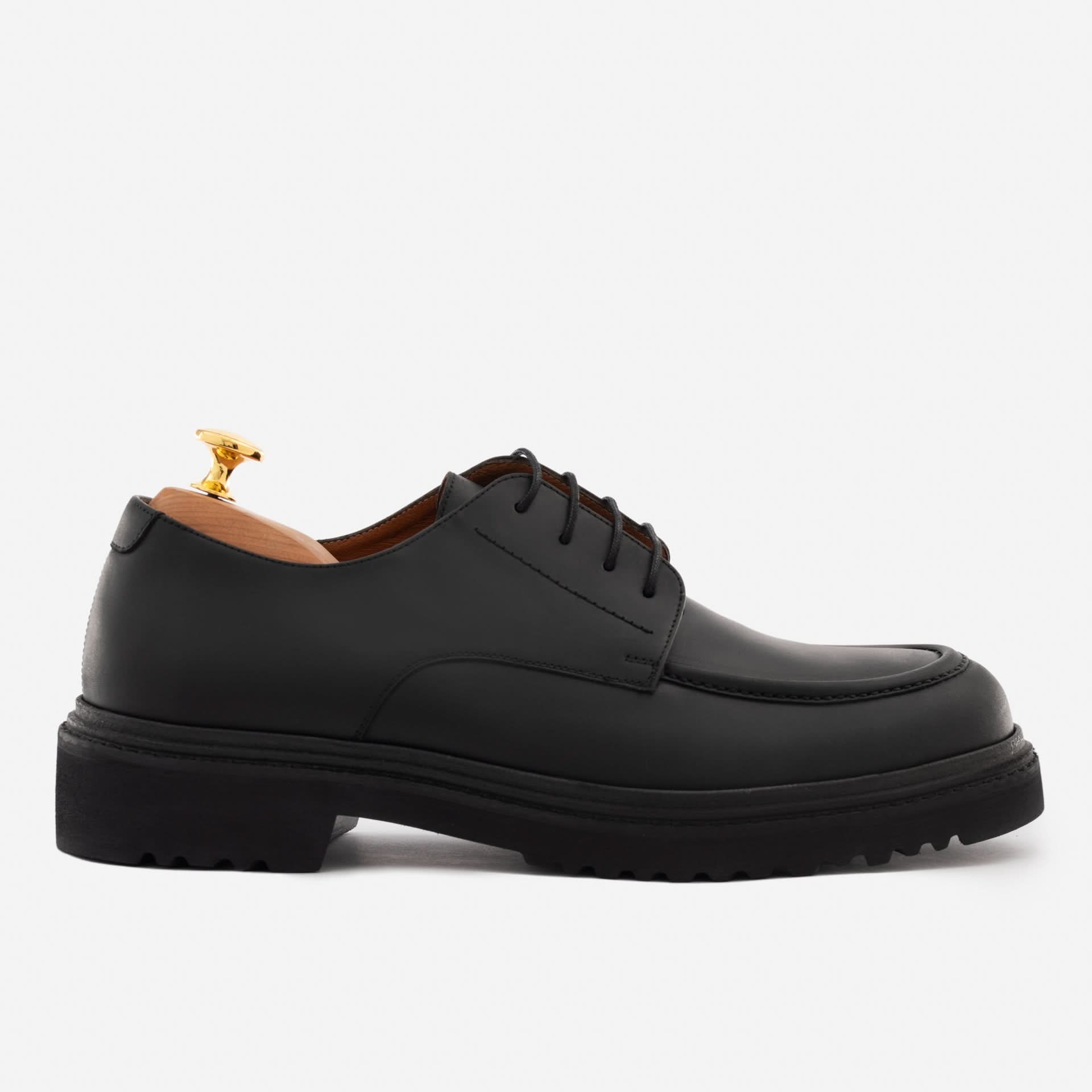 Clement Derby - Men’s Pull Up Leather