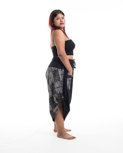 Plus Size Two Tone Maze Prints Women's Three Quarter Pants in Black