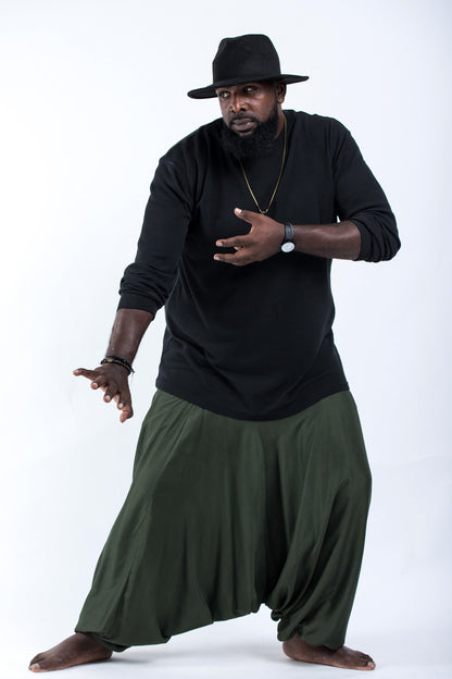 Plus Size Solid Color Drop Crotch Men's Harem Pants in Dark green