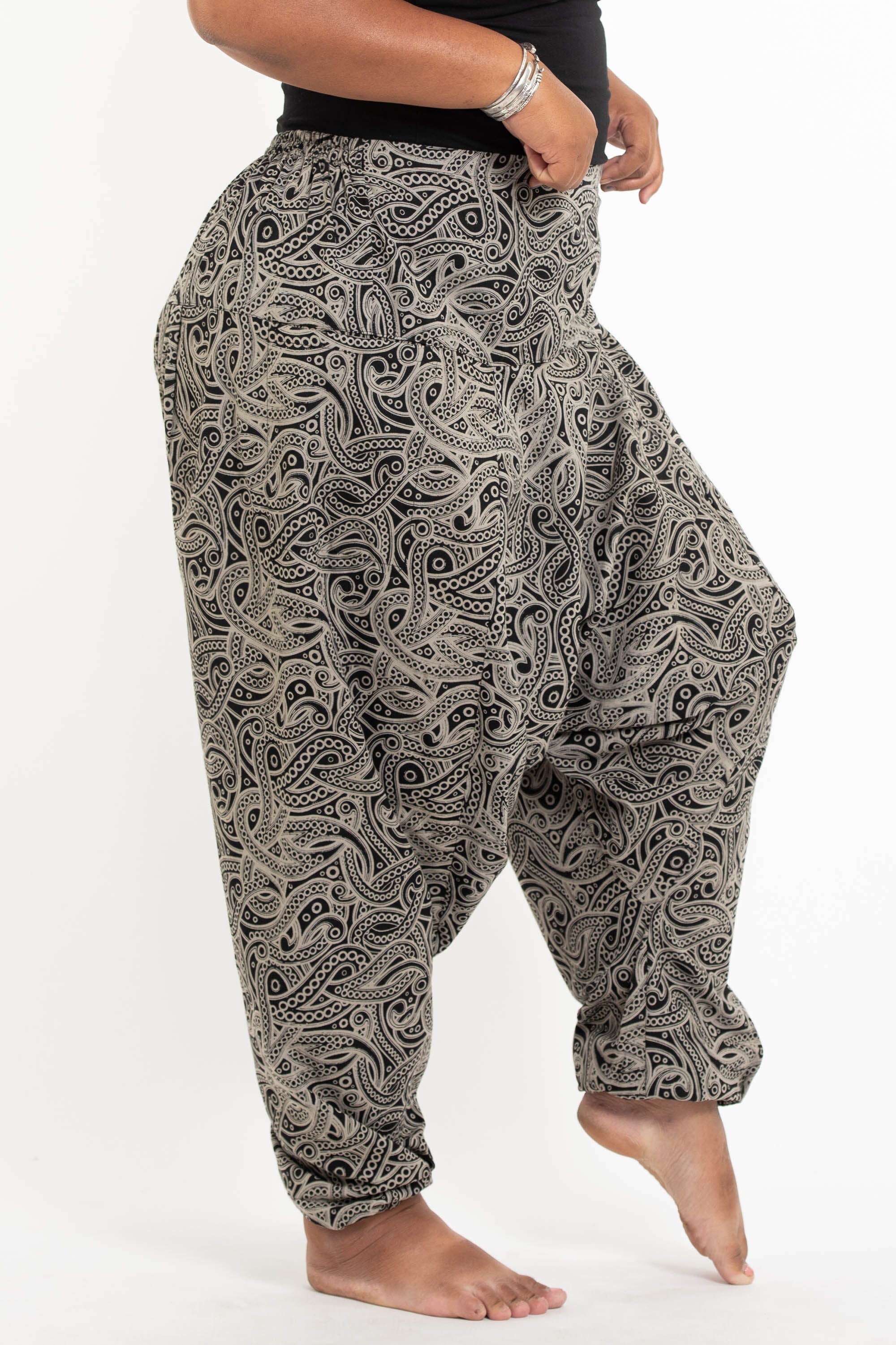 Plus Size Hill Tribe Paisley Print Men's Harem Pants in Black