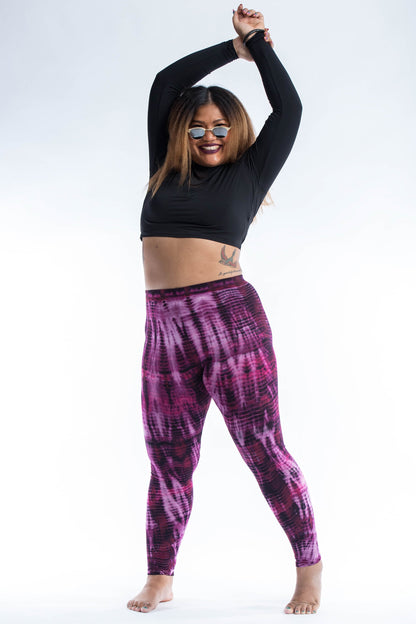 Plus Size Lightning Stripes Tie Dye Cotton Leggings in Purple