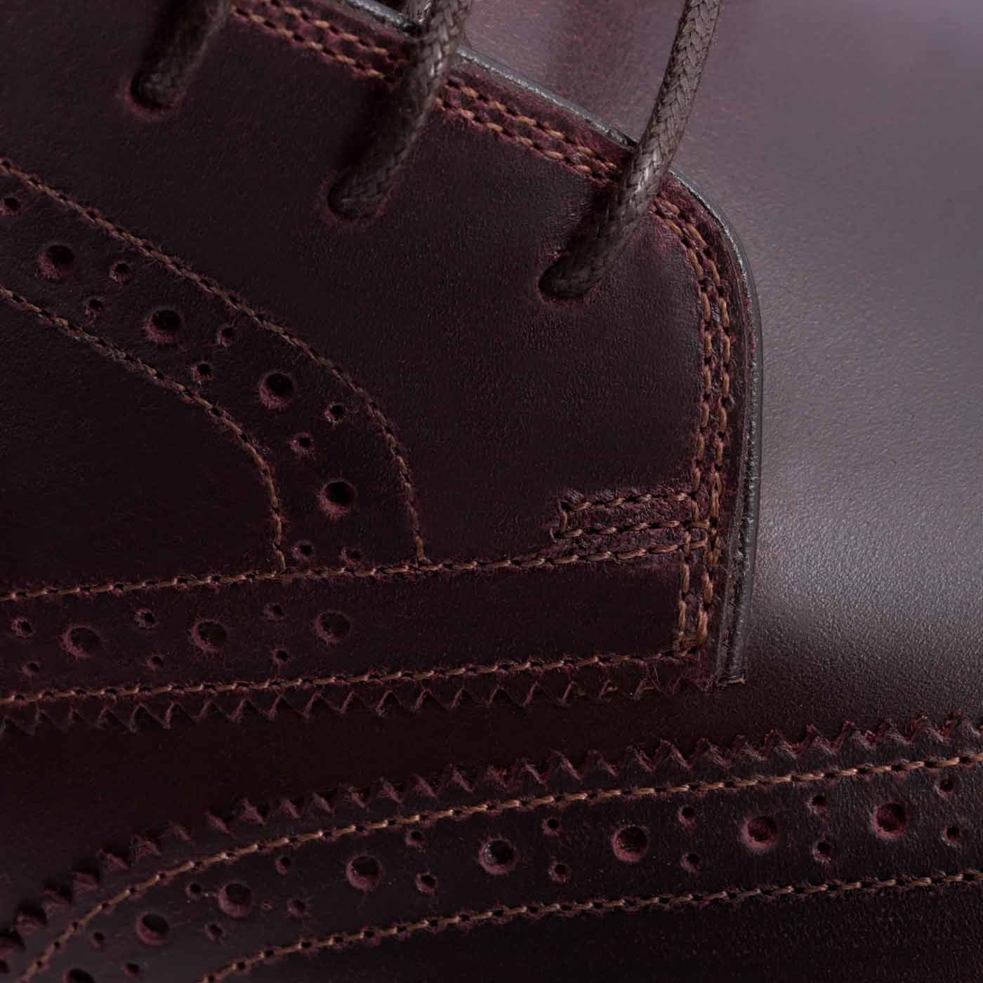 Nolan Brogue Boots - Pull-Up - Men's