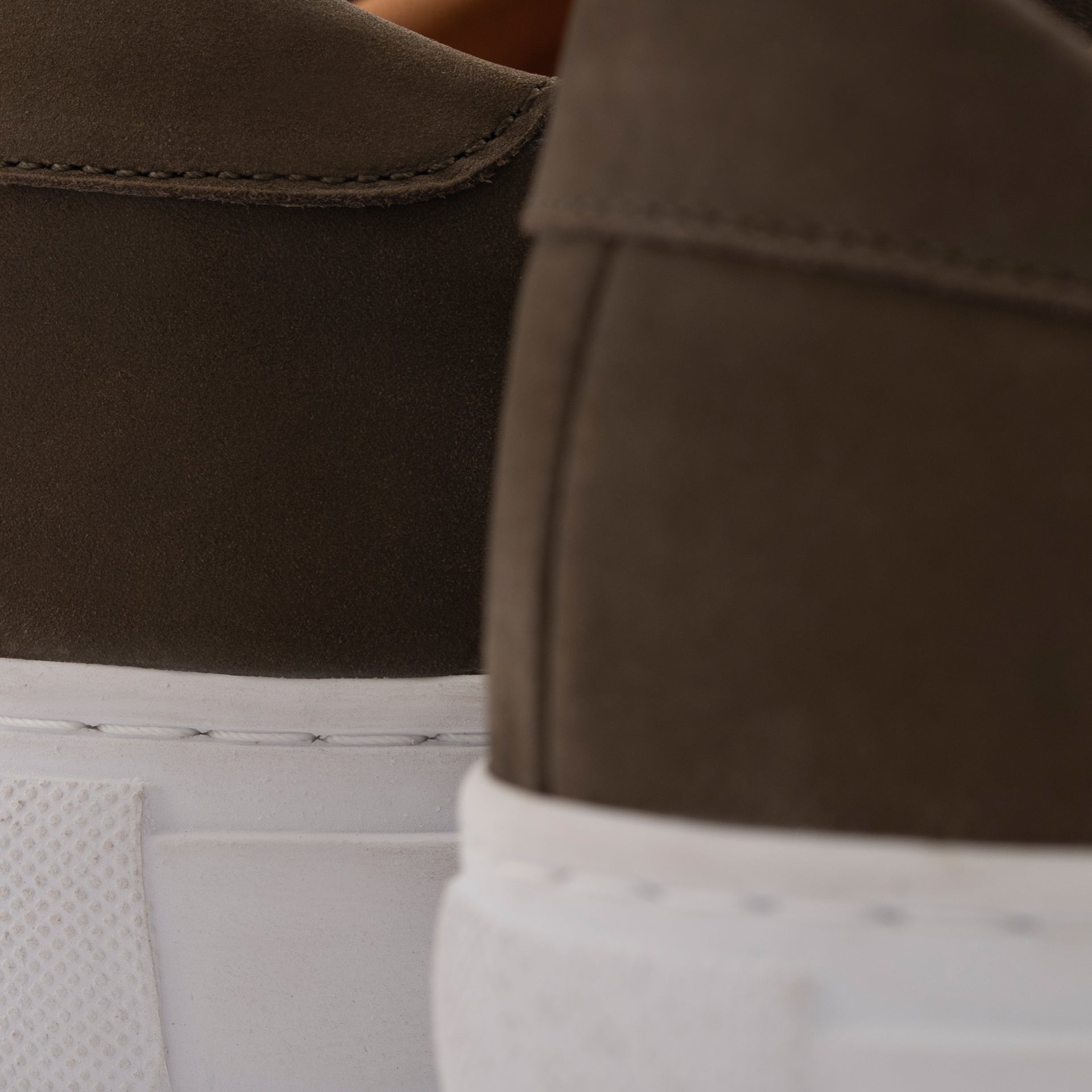 Reid Sneakers - Nubuck - Women’s